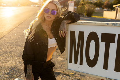 Marylin Sunglasses: Vapor Frost