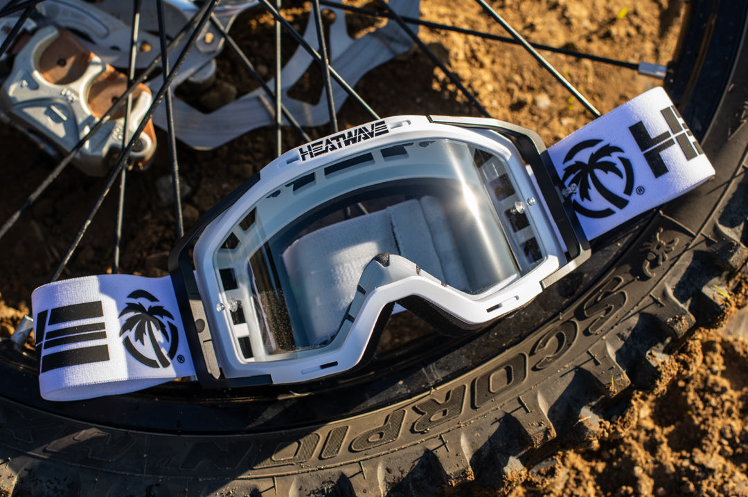 MXG-250 Moto Goggle - Billboard Icon WHITE/PHOTOCHROMIC
