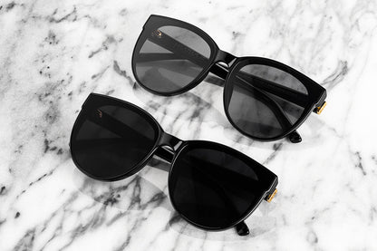 Carat Sunglasses: Ultra Black