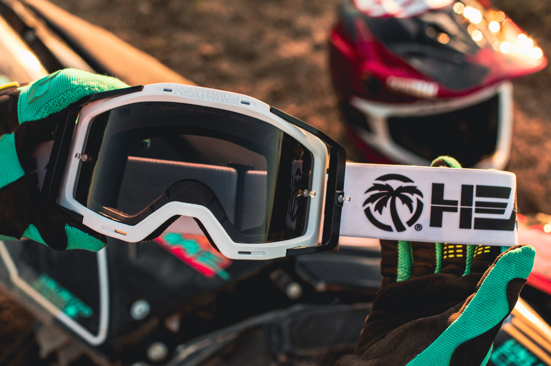 MXG-250 Moto Goggle - Billboard Icon WHITE